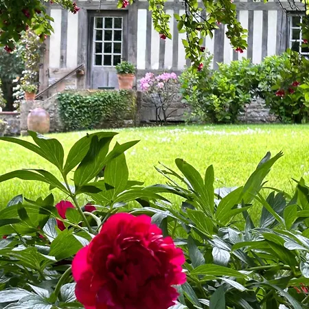 Holiday home Les Hortensias Manerbe