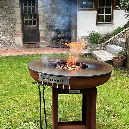 Les Hortensias Holiday home Manerbe