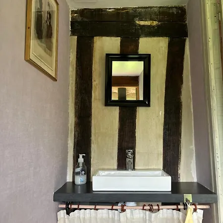 Les Hortensias Holiday home Manerbe